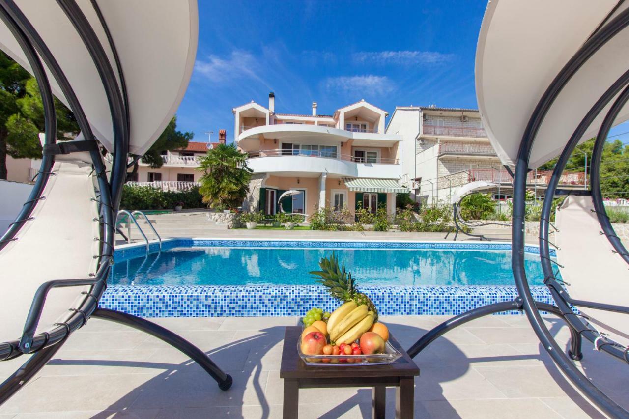 Villa Bozena Brodarica  Exteriör bild