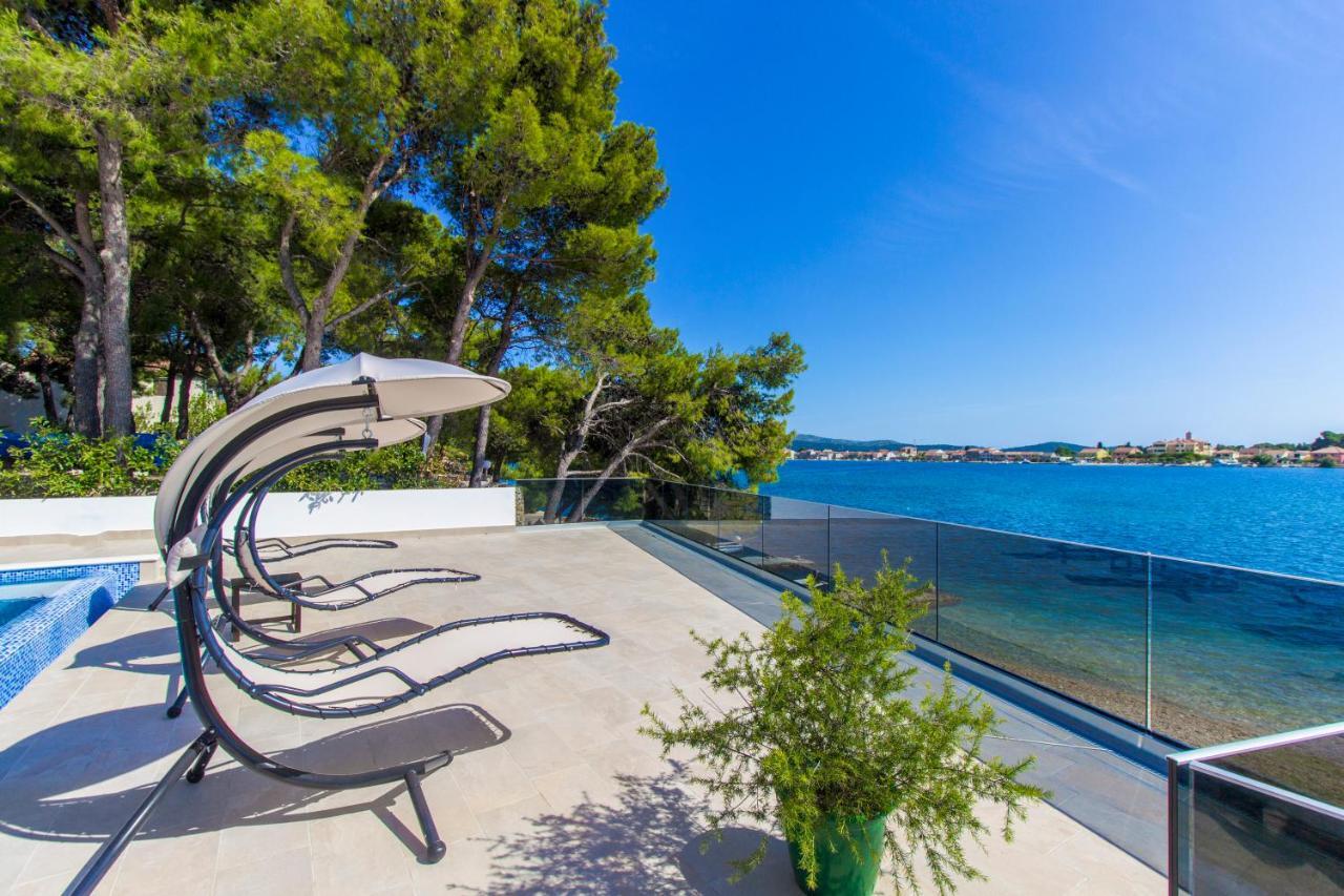Villa Bozena Brodarica  Exteriör bild